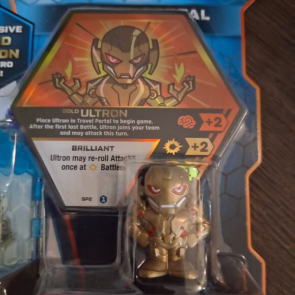 Funko Marvel Battleworld Travel Portal With Attack Spinner & Gold Ultron (Myste - Picture 3 of 5